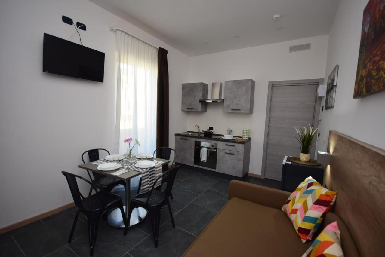 Hotel Crisvan Rimini Exterior foto